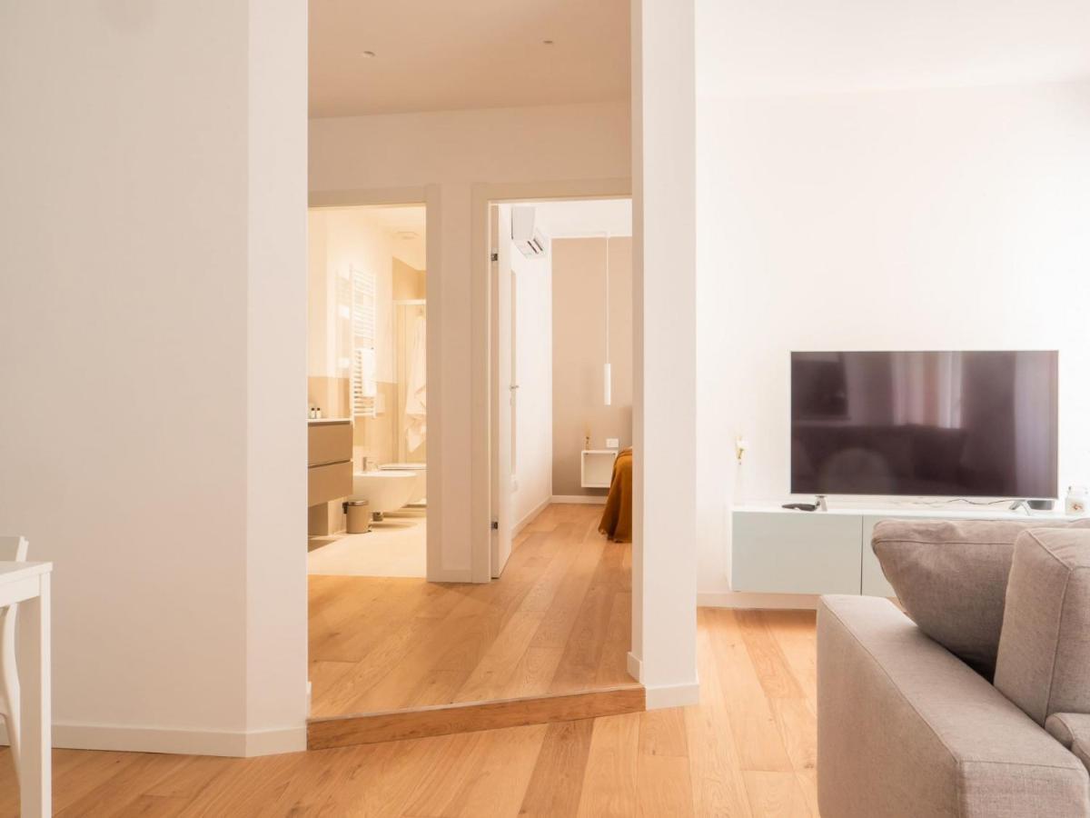 The Best Rent - Modern Apartment Near Corso Buenos Aires Милан Экстерьер фото